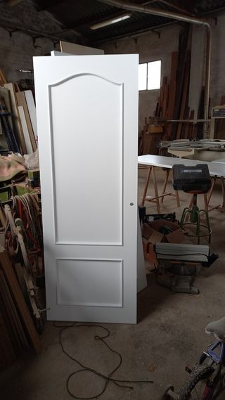 carpintero de madera con experiencia 