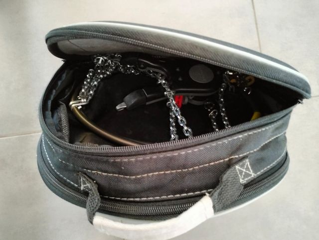 Vendesi catene Norauto gruppo 80 - 9 mm, mai usate