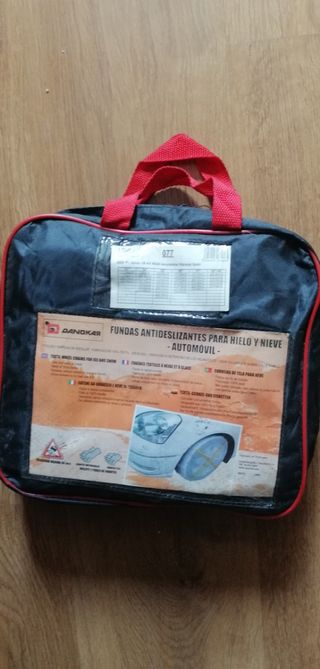 Fundas Antideslizante para ruedas de coches