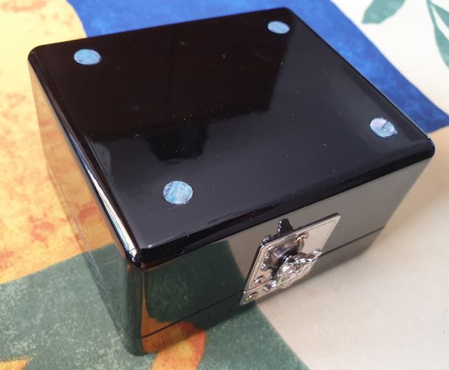 Joyero artesano coreano de madreperla