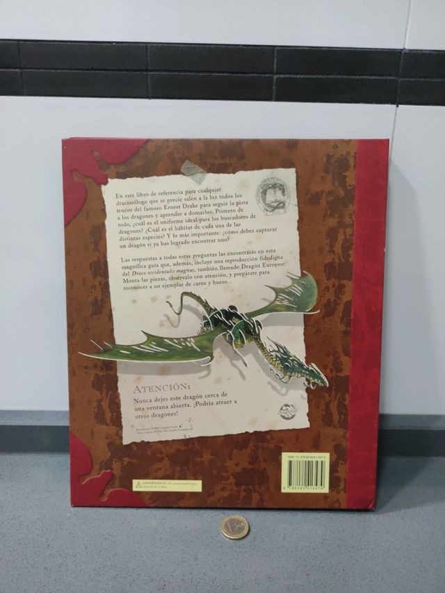 LIBRO "DRAGONES"