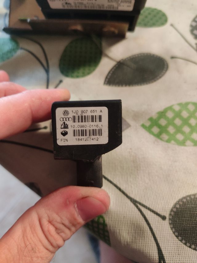 sensor ESP grupo VAG 1J0907651A