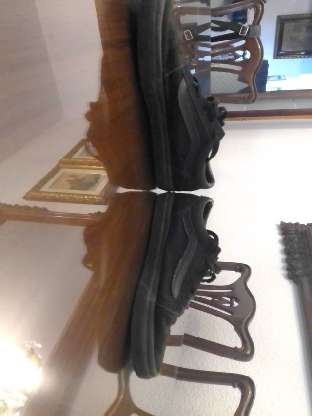 vans clásicas negras