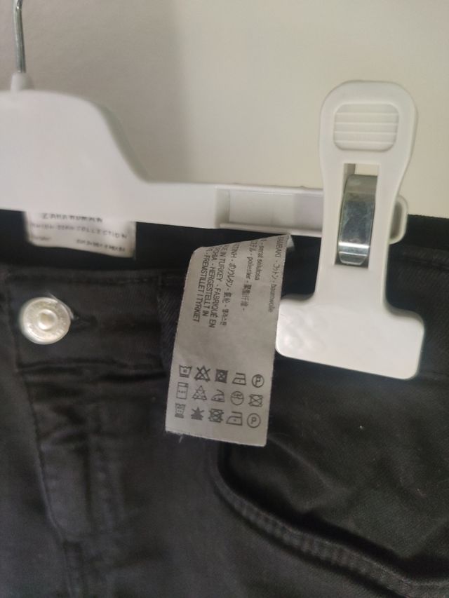 Pantalones Zara woman Talla 34 color negro