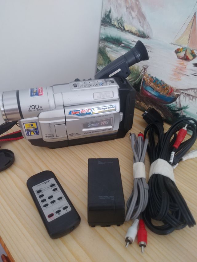 Lote videocámaras VHS\/MINI DV de segunda mano por 15 EUR en Madrid en