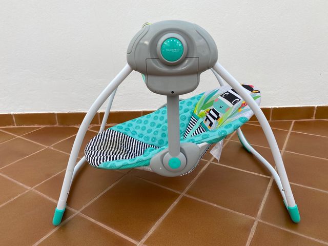 Columpio para bebés con motor 