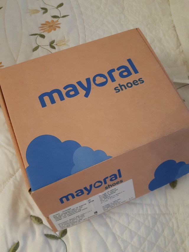 Zapatos bebe talla 20 sin estrenar