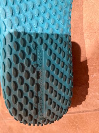 Zapatos de neopreno