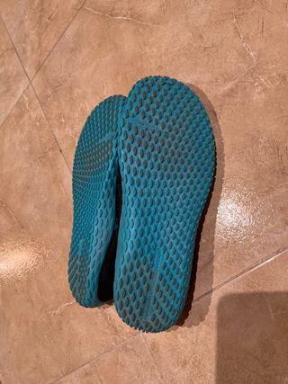 Zapatos de neopreno