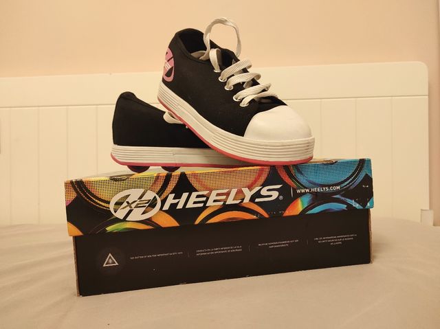 Heelys zapatillas con ruedas. Talla 35.