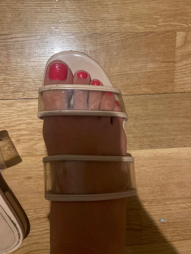 Sandalia transparente