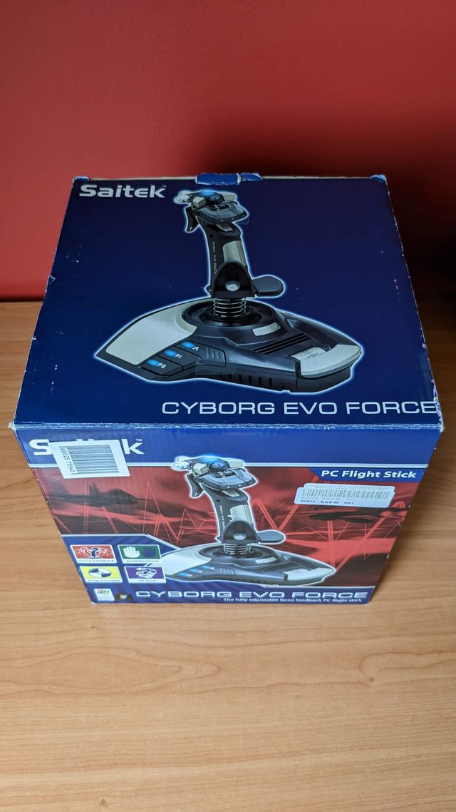 Joystick Saitek CYBORG Evo