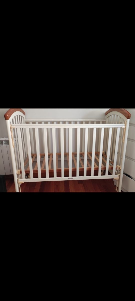 Cuna Multifuncional de Madera