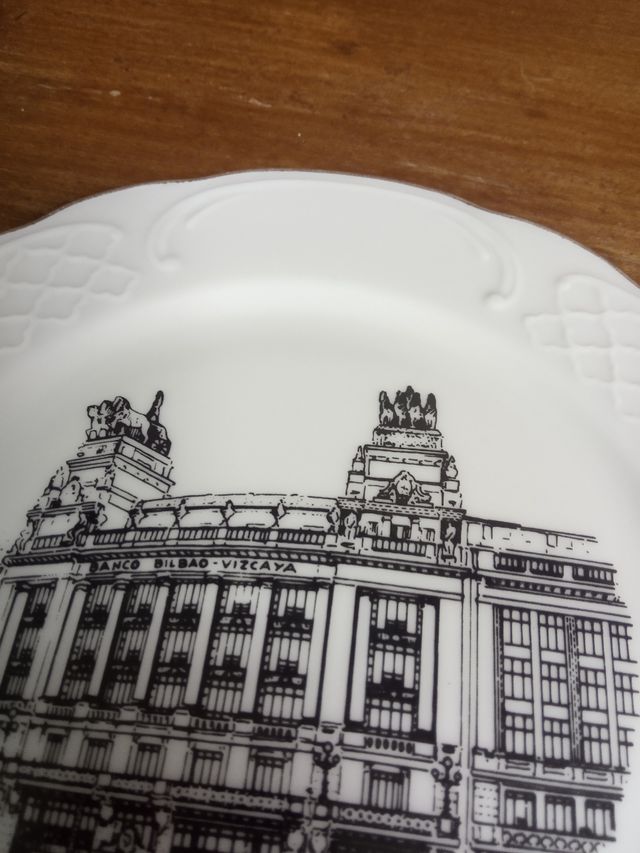 Plato porcelana bidasoa firmado 1991