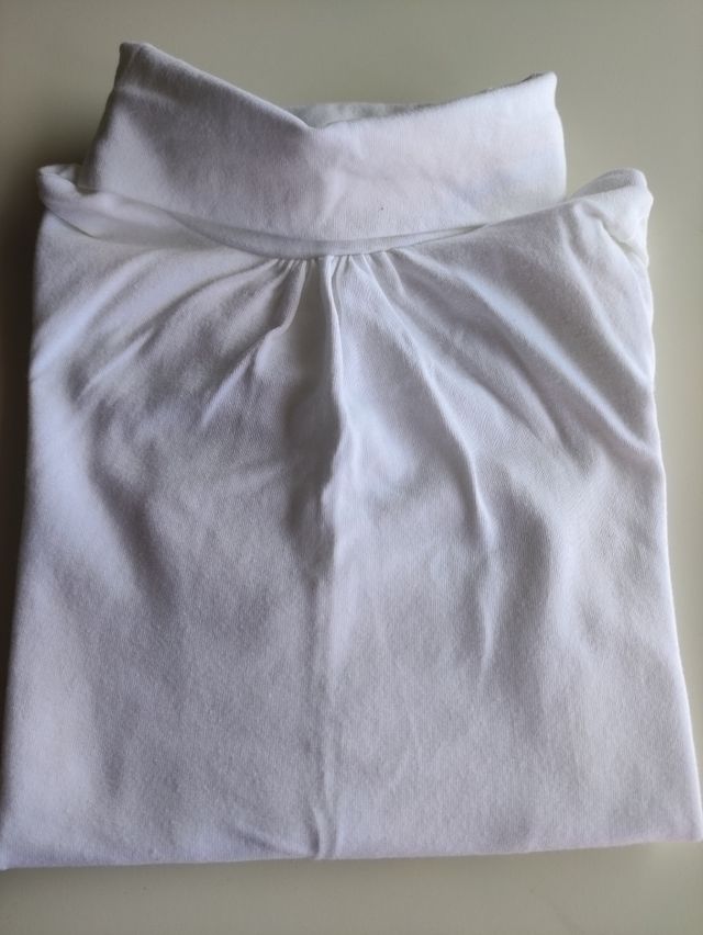 Camiseta niña cuello vuelto talla 4/5