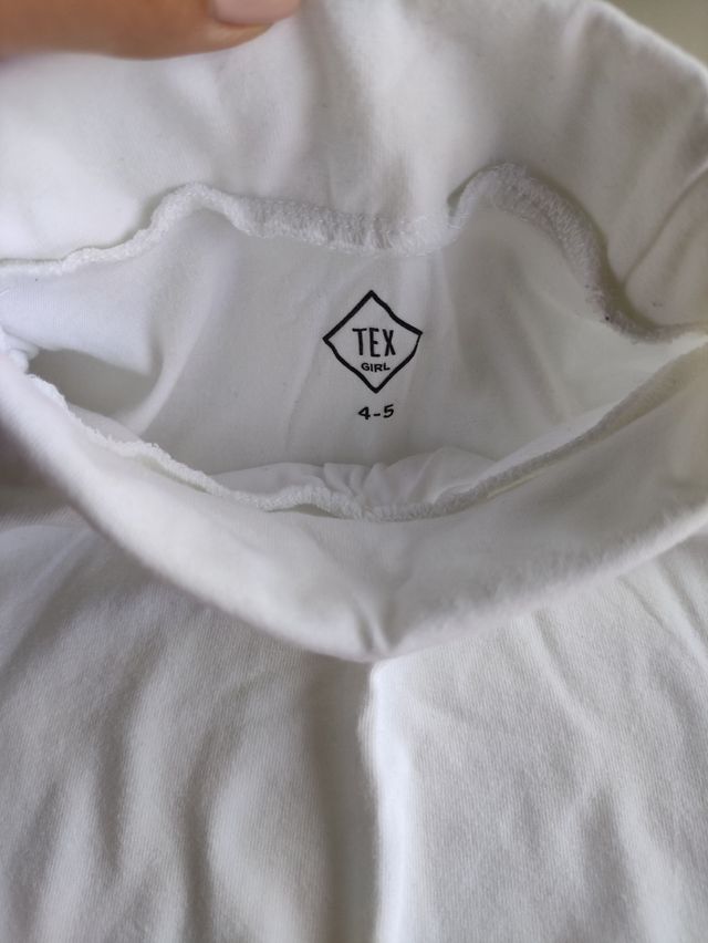 Camiseta niña cuello vuelto talla 4/5