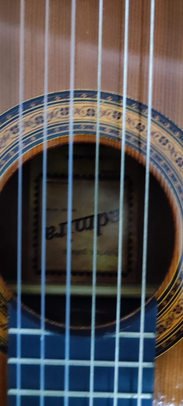 GUITARRA