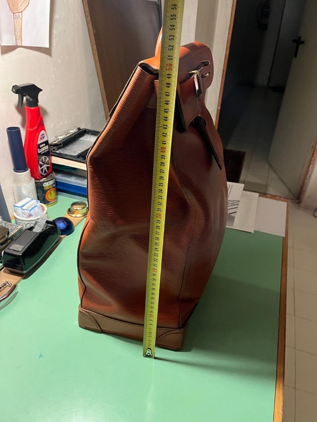 Louis Vuitton streamer bag epi leather Golden brow