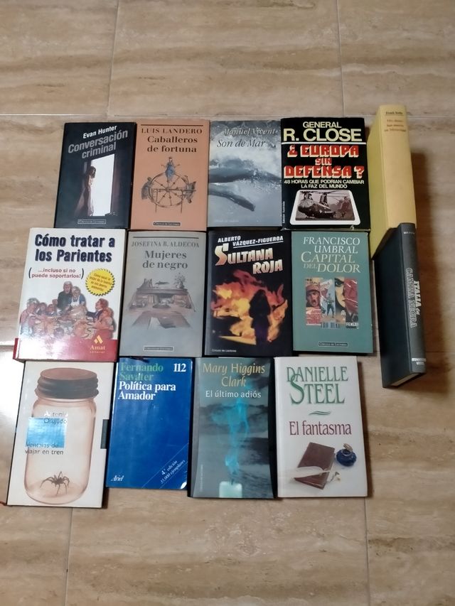libros 4€ unidad, lote de 4 por 15€