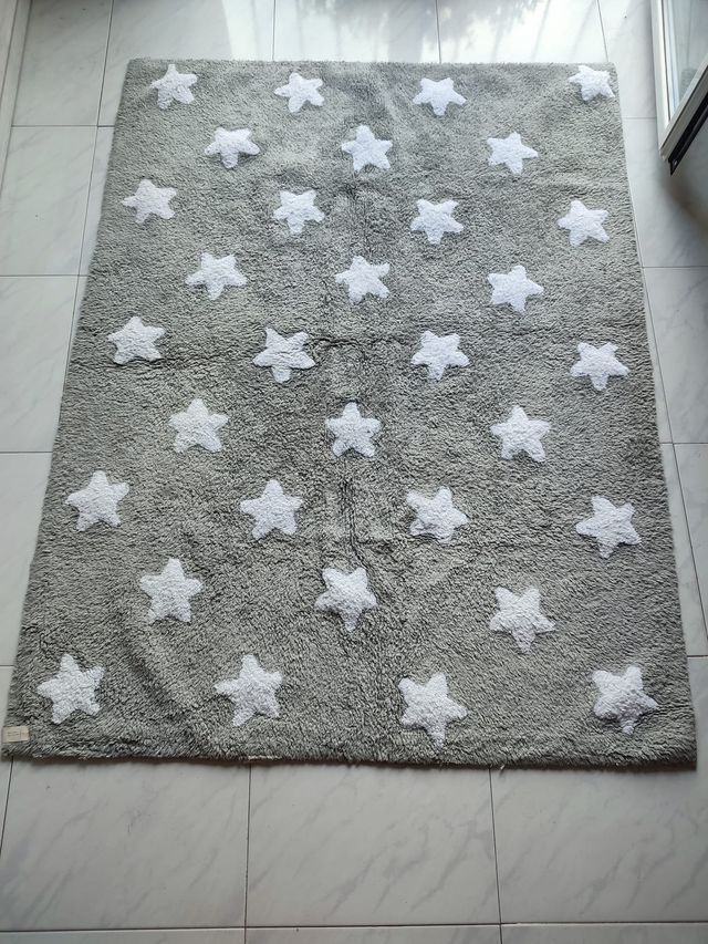 Catifa rentable. Lorena Canals. 120 x 160.