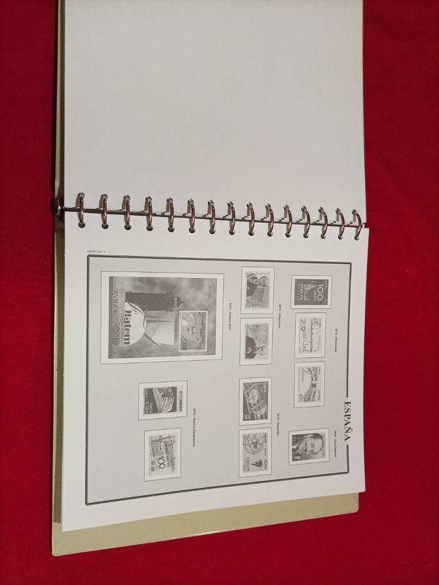 Hojas 2007 a 2011 . 15 anillas , NUEVAS sin estuch