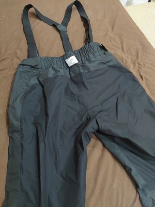 Pantalon Quechua nieve/esqui a estrenar talla L-XL