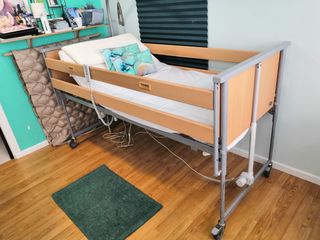 Cama eléctrica articulada elevable ,