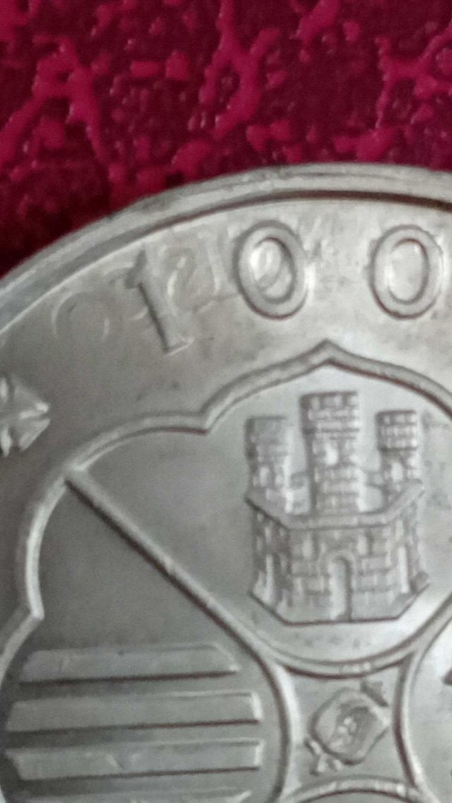 Moneda de plata de 100 pesetas plata con error