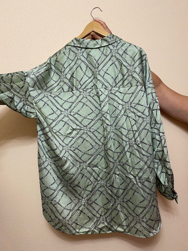 Camisa estampada cadena