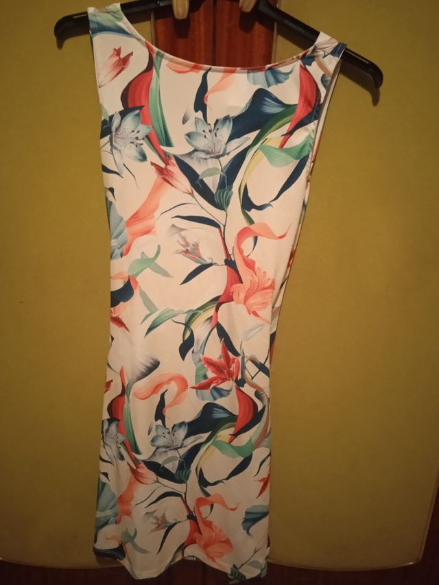 vestido blanco con flores