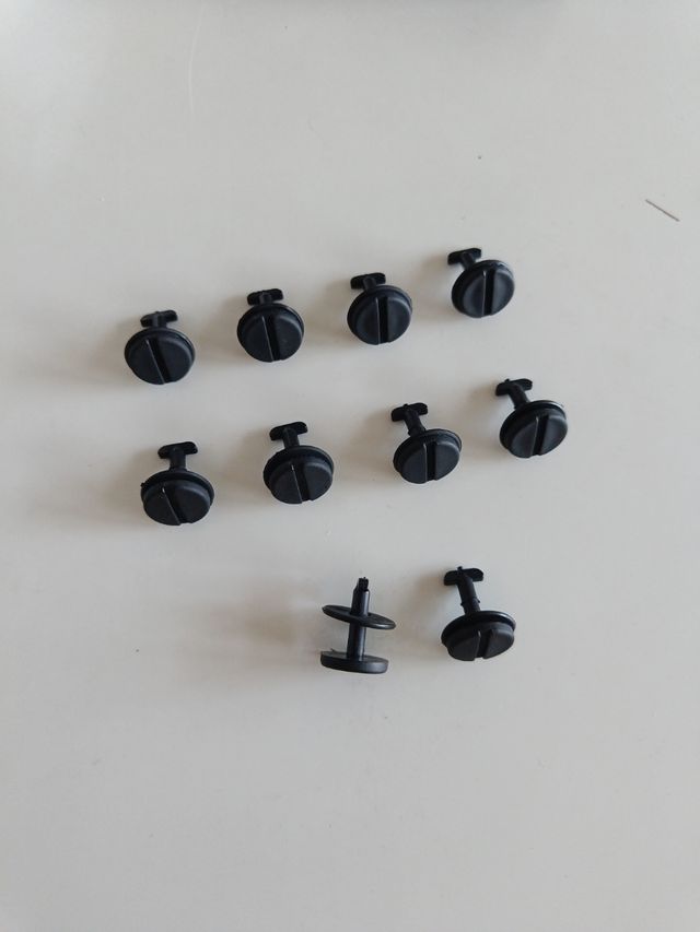 Bmw - anclaje alfombrillas