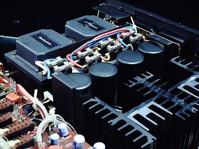 Amplificador TECHNICS SU-8080