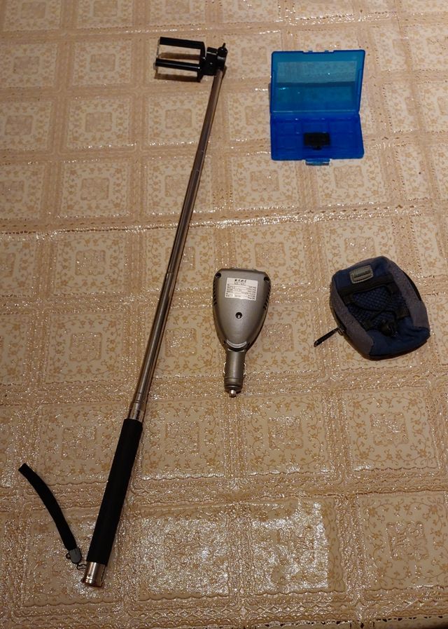 PALO SELFIE Y MÁS. LO ESPECIFICO EN EL ANUNCIO.