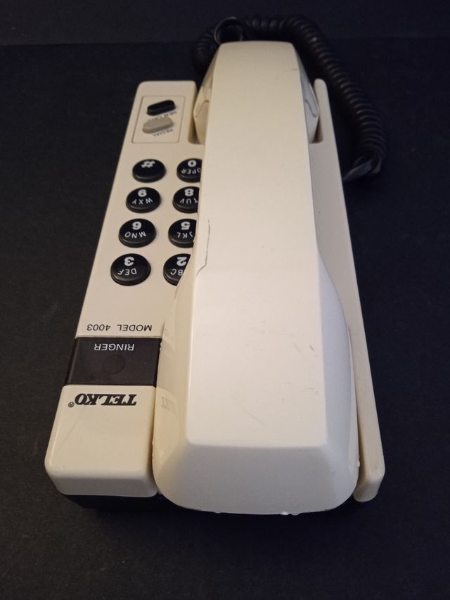 Teléfono fijo vintage Telko