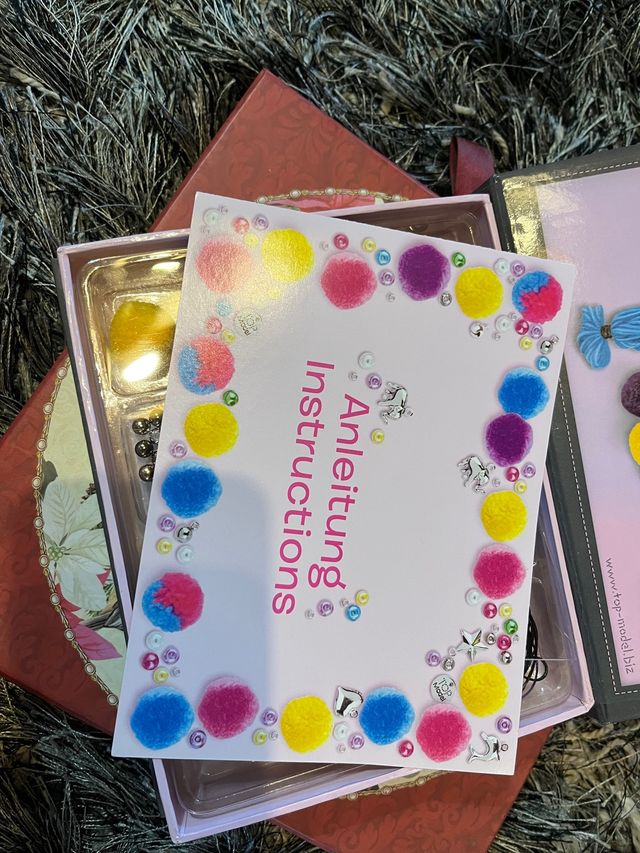 Top Model Create your PomPom