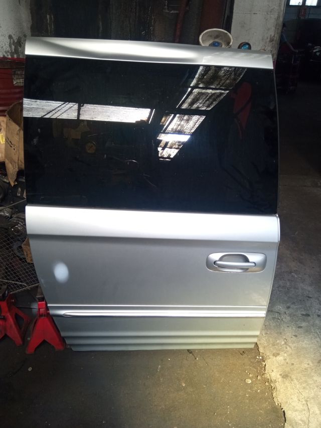 puerta Chrysler Voyager