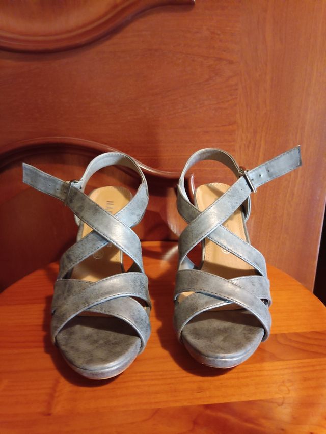 Sandalias plateadas mujer N" 35