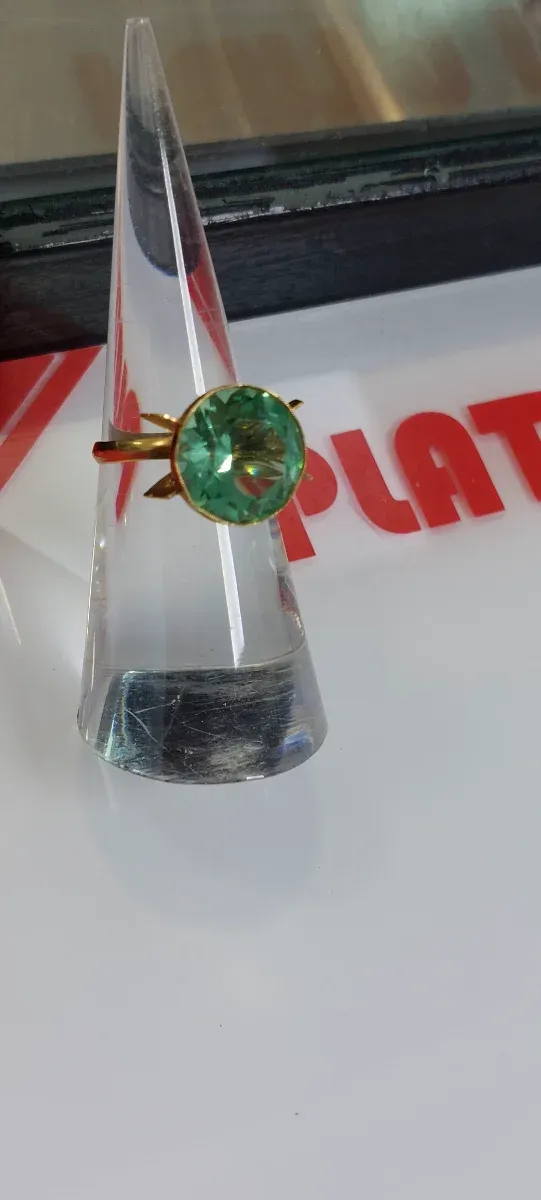 Sortija piedra de color