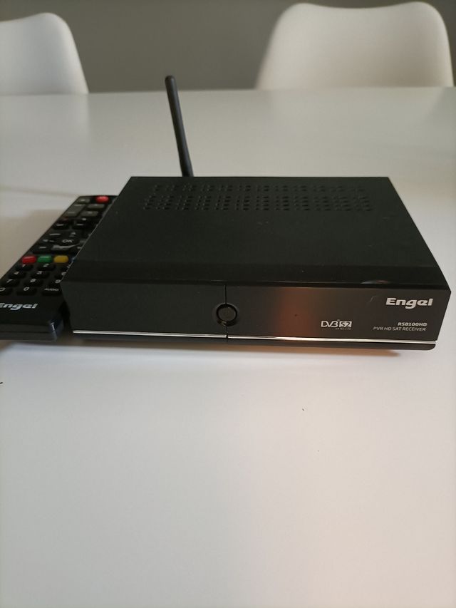 receptor engel rs8100hd