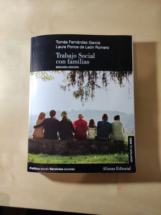 Trabajo social con familias UNED