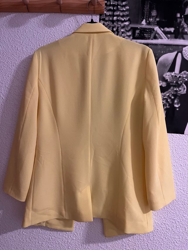 Blazer amarilla