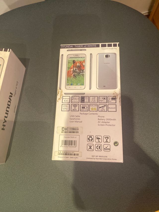 Teléfono móvil Hyundai