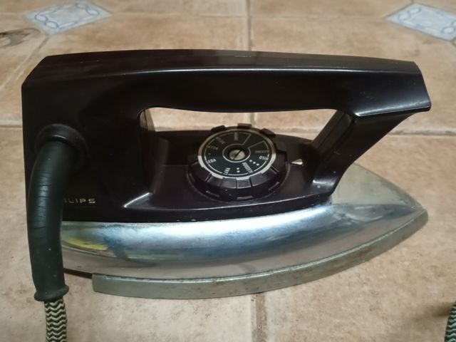 2 planchas Philips años 70-80