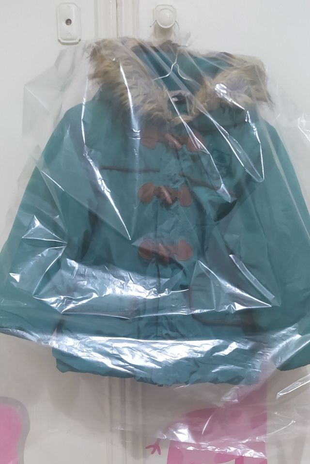 Abrigo Boboli talla 3 Años