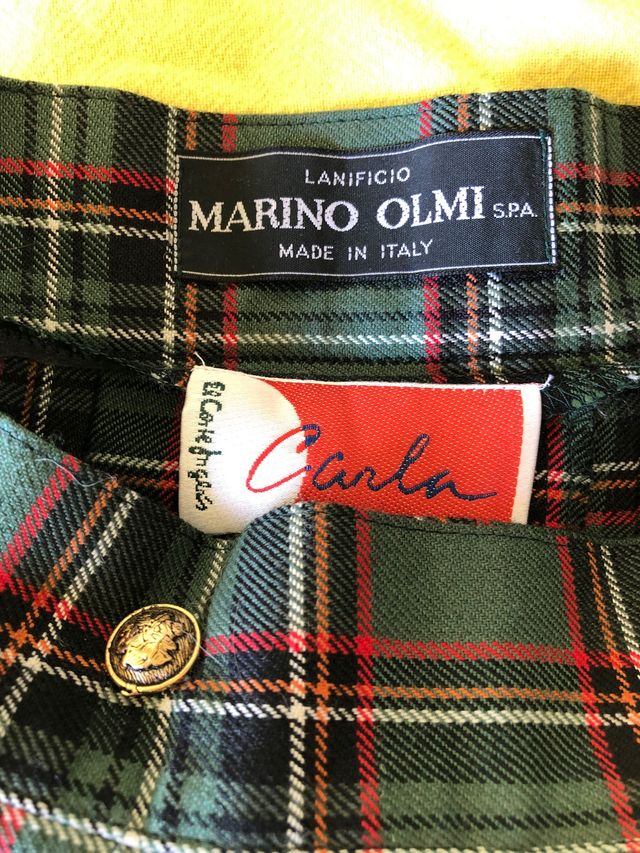 Minifalda tableada. Lana Virgen.