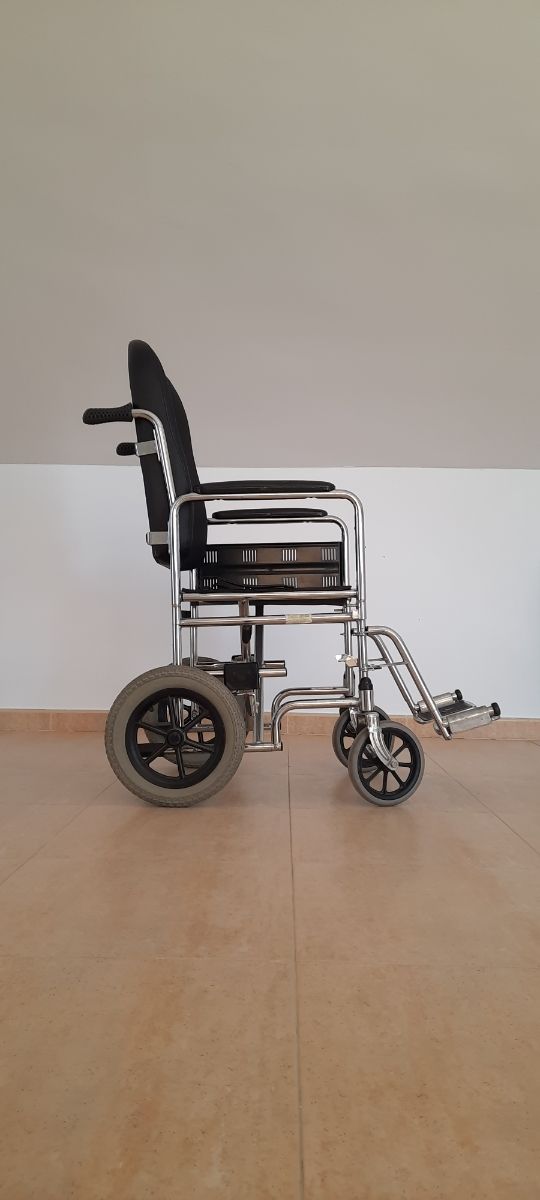 Lote de silla de ruedas y andador