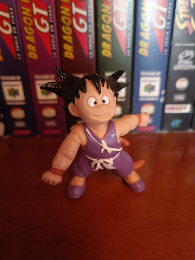 Figura de Goku de Dragon ball del año 1986