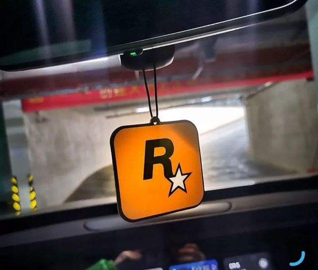complemento para coche con holor, logo rockstar