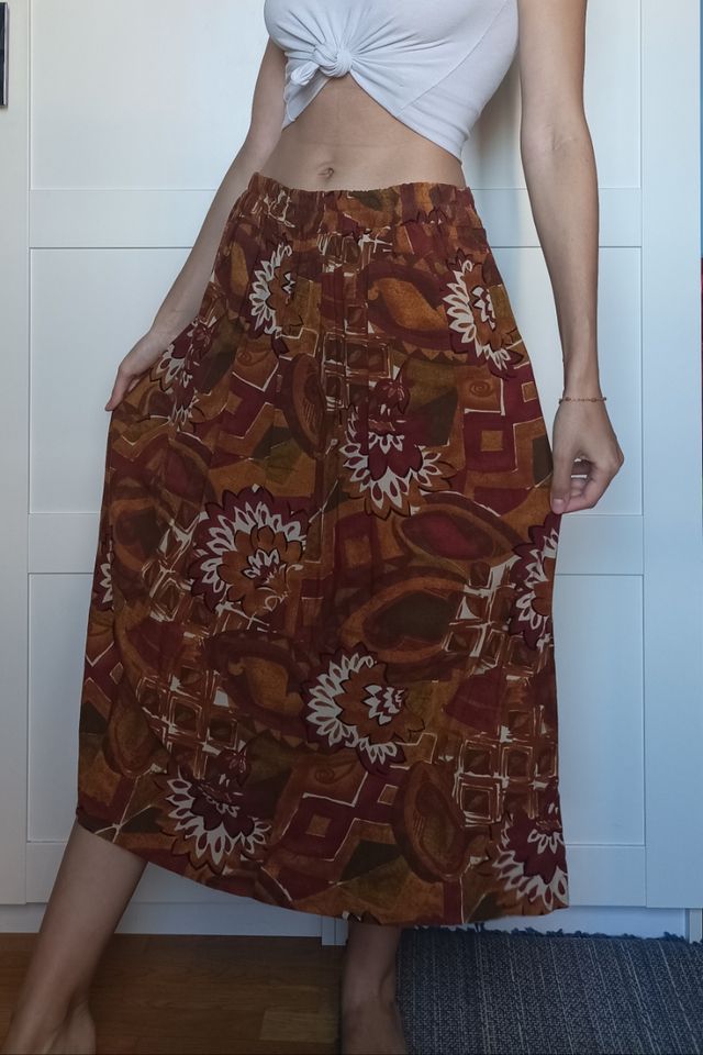 Midi skirt