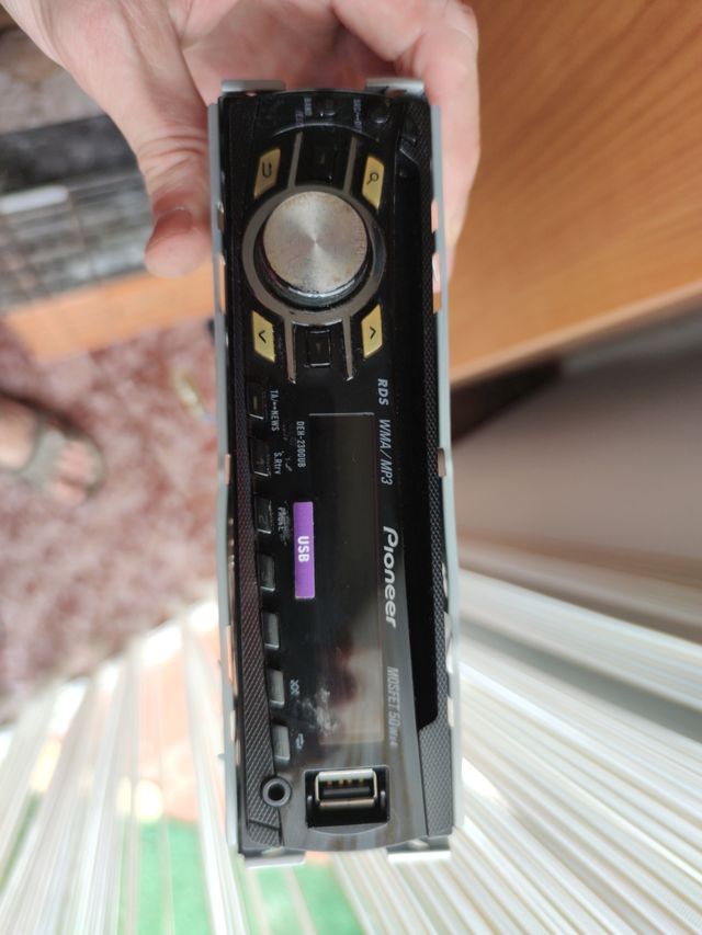 auto rradio cd Mp3 con entrada usb y entrada auxil